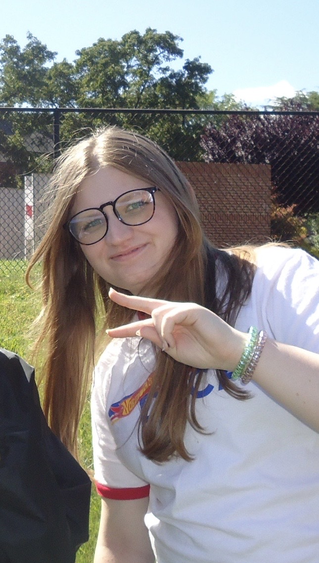 Portrait of Iris Turfle - Financial analyst and product strategist